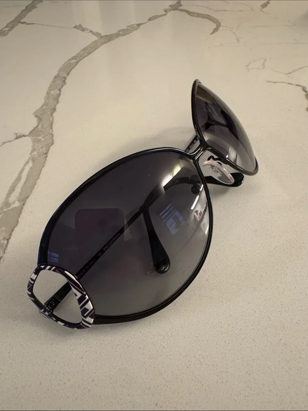 Emilio Pucci Black Gradient Oversized Wrap Sunglasses with Patterned Ring